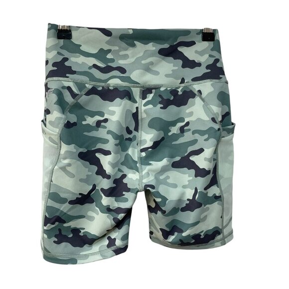 Fabletics On-The-Go PowerHold High Waisted 6'' Short Camo Green Pockets XS - Picture 4 of 5